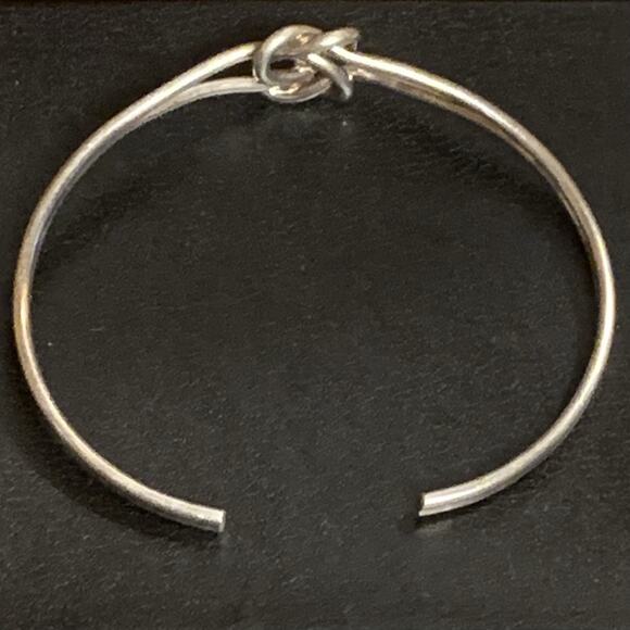 Sterling Silver LOVE Knot Cuff Bralecet Dainty - Picture 4 of 4